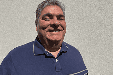 Miklps tibor portré 365x242